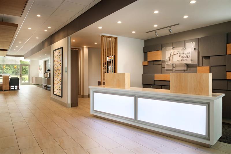 Holiday Inn Express & Suites - Painesville - Concord By Ihg Extérieur photo