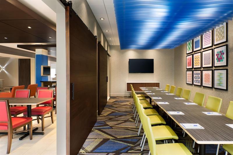 Holiday Inn Express & Suites - Painesville - Concord By Ihg Extérieur photo