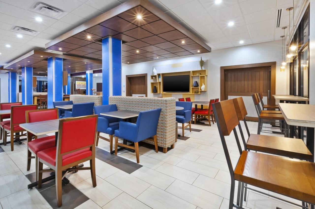 Holiday Inn Express & Suites - Painesville - Concord By Ihg Extérieur photo