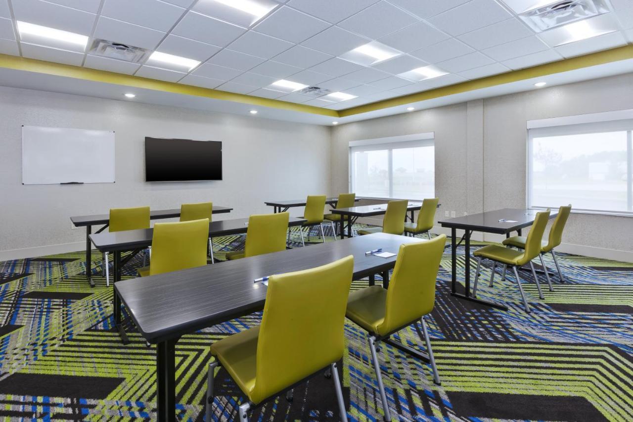 Holiday Inn Express & Suites - Painesville - Concord By Ihg Extérieur photo