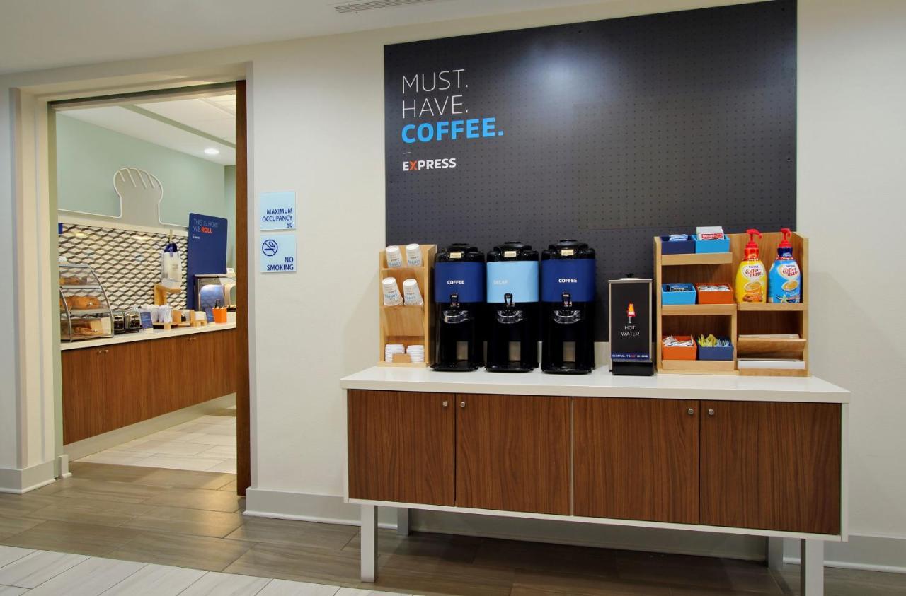 Holiday Inn Express & Suites - Painesville - Concord By Ihg Extérieur photo