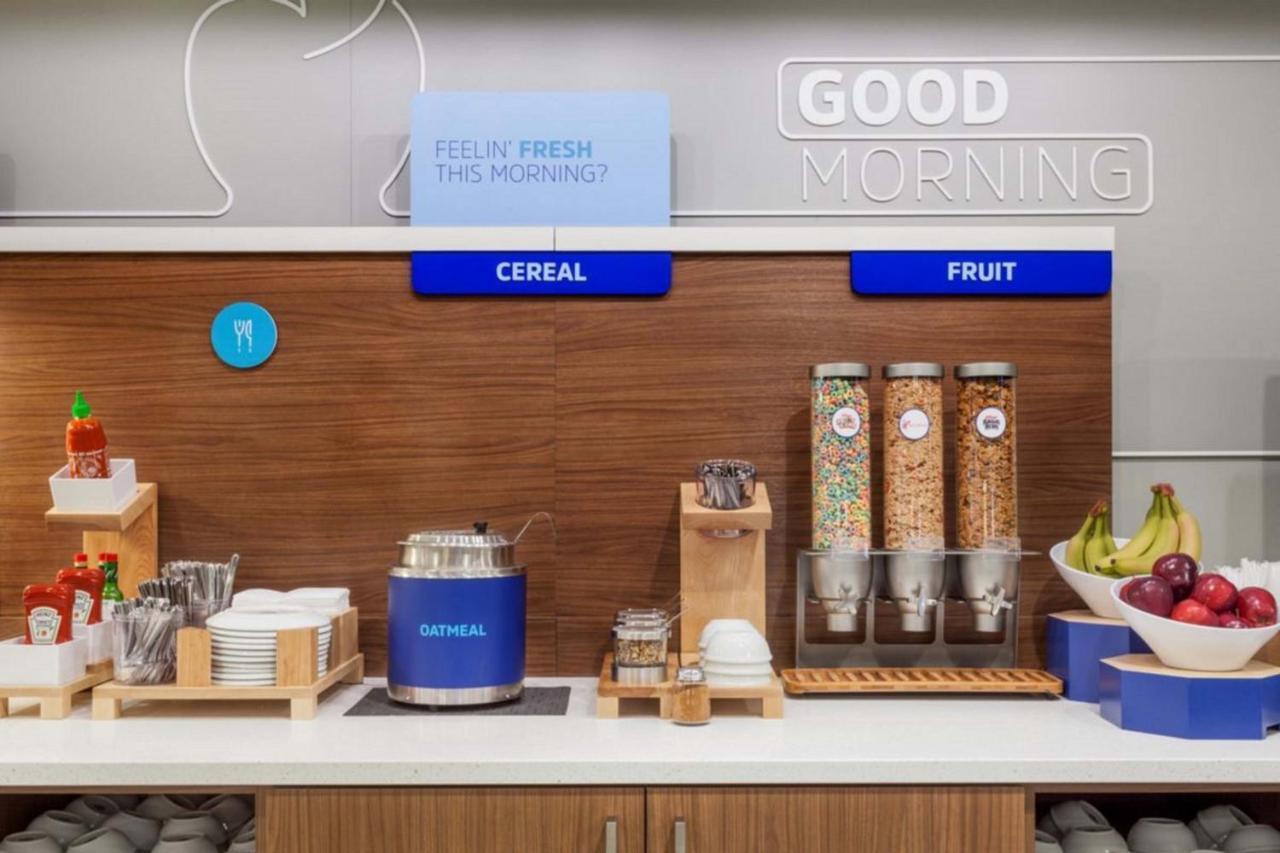 Holiday Inn Express & Suites - Painesville - Concord By Ihg Extérieur photo