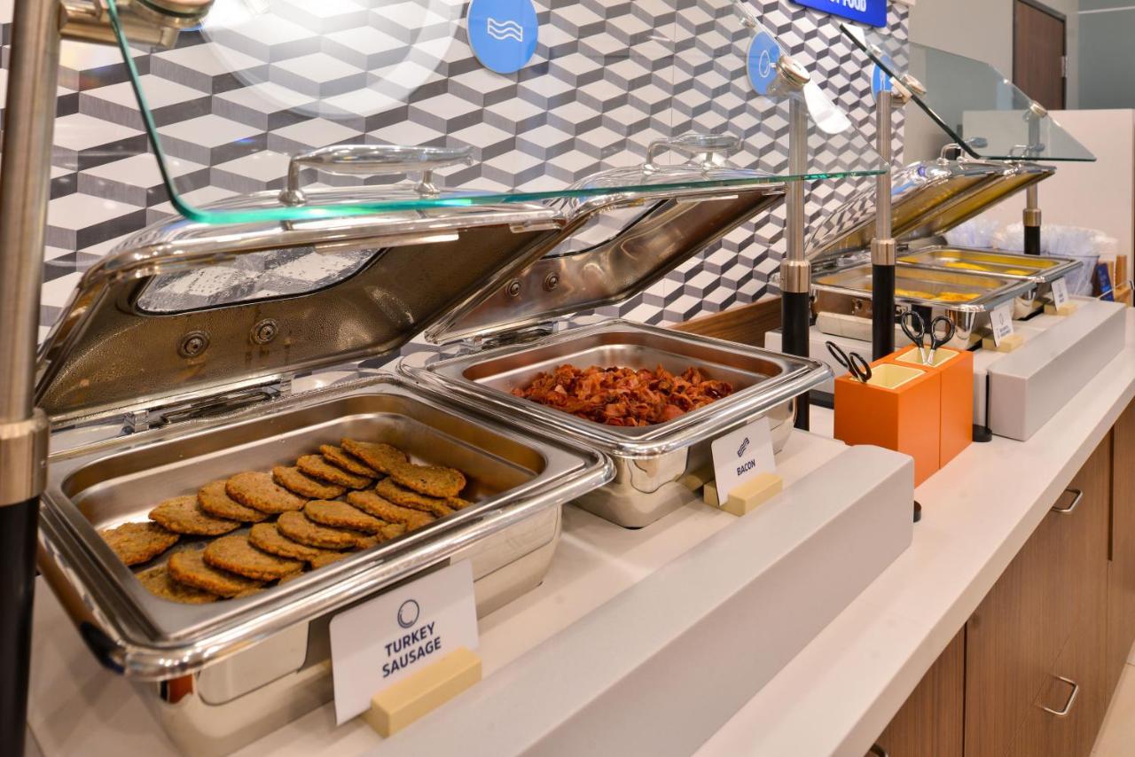Holiday Inn Express & Suites - Painesville - Concord By Ihg Extérieur photo